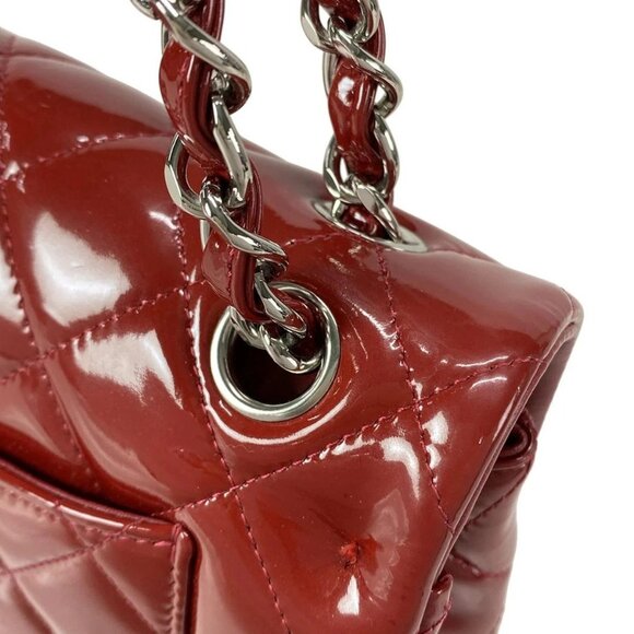 Auth CHANEL Double Flap Matelasse Red Patent Leather Shoulder Bag - Picture 5 of 16
